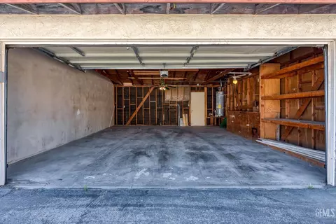 Other - 914 4th St, Taft, CA 93268 photo 6 of 6