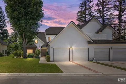 114 Stockdale Cir, Bakersfield, CA 93309