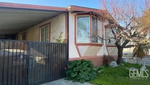 6405 Springbrook Dr, Bakersfield, CA 93307 photo 1