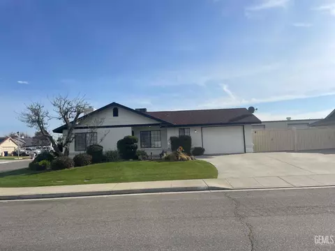 3918 Penner St, Bakersfield, CA 93312