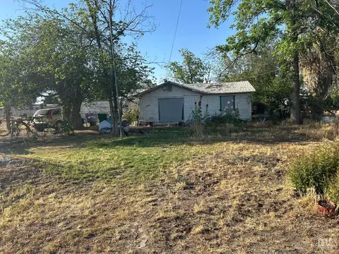 342 Rexland Dr, Bakersfield, CA 93307