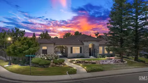 12701 Moss Landing Dr, Bakersfield, CA 93311