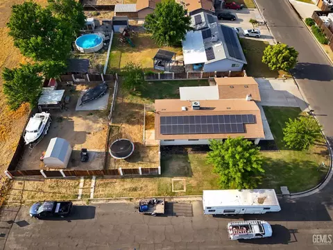 View/Area - 3849 Moss St, Bakersfield, CA 93312 photo 2 of 2