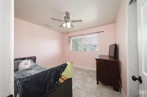Bedroom - 3849 Moss St, Bakersfield, CA 93312 photo 1 of 4