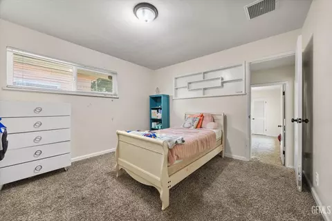 Bedroom - 295 Walnut St, Shafter, CA 93263 photo 2 of 4