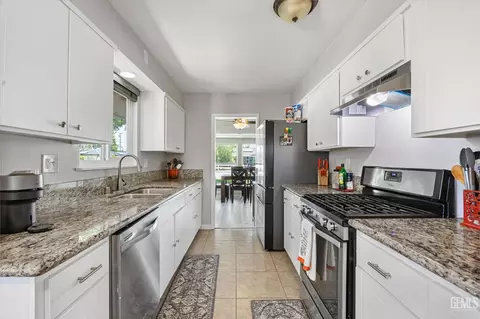 Kitchen - 295 Walnut St, Shafter, CA 93263 photo 1 of 3
