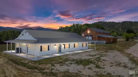 21192 Old Town Rd, Tehachapi, CA 93561 photo 1