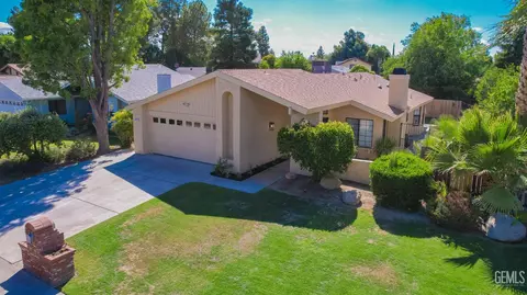 3705 Willcox Way, Bakersfield, CA 93309