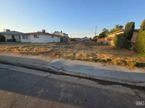 1210 E 9th St, Bakersfield, CA 93307 photo 1