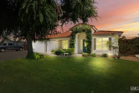 5512 Sicily Ct, Bakersfield, CA 93308