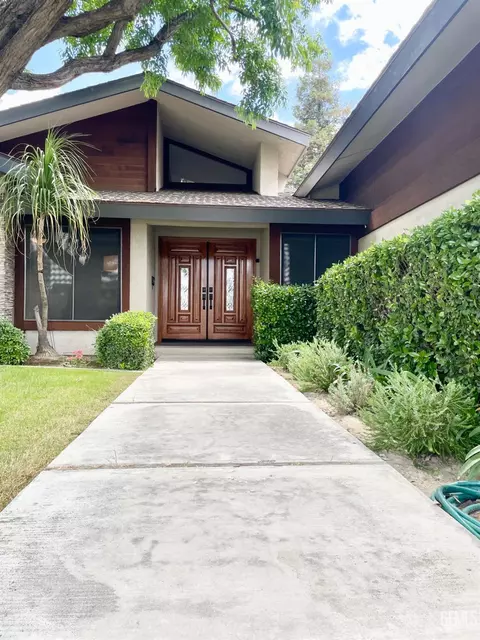 2204 Tilden Way, Bakersfield, CA 93309