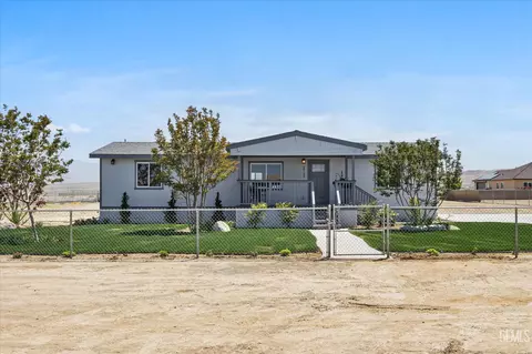 28135 Clydesdale Ave, Taft, CA 93268 photo 11