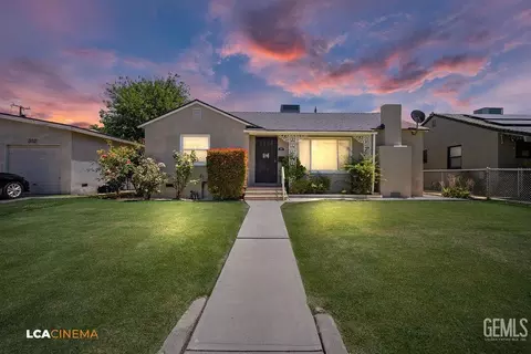 Exterior - 348 Wetherley Dr, Bakersfield, CA 93309 photo 1 of 9