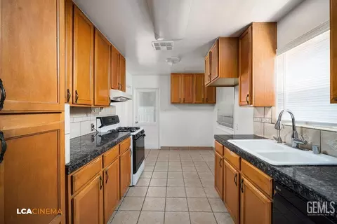Kitchen - 348 Wetherley Dr, Bakersfield, CA 93309 photo 1 of 1