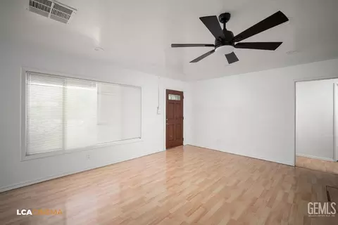 Living - 348 Wetherley Dr, Bakersfield, CA 93309 photo 2 of 3