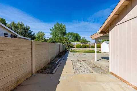 21361 Santa Maria Dr, Tehachapi, CA 93561 photo 32