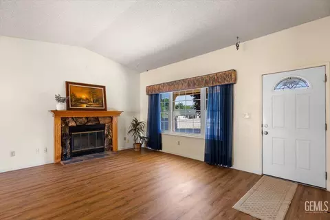 21361 Santa Maria Dr, Tehachapi, CA 93561 photo 21