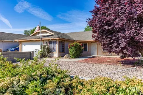 21361 Santa Maria Dr, Tehachapi, CA 93561 photo 1