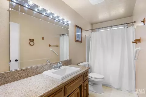 21361 Santa Maria Dr, Tehachapi, CA 93561 photo 8
