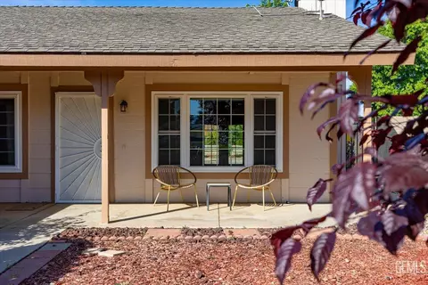 21361 Santa Maria Dr, Tehachapi, CA 93561 photo 5