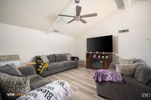 1109 Bell Ave, Taft, CA 93268 photo 12