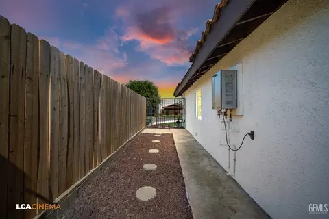 1109 Bell Ave, Taft, CA 93268 photo 9