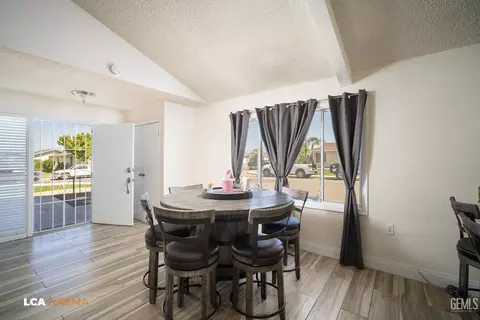 1109 Bell Ave, Taft, CA 93268 photo 15