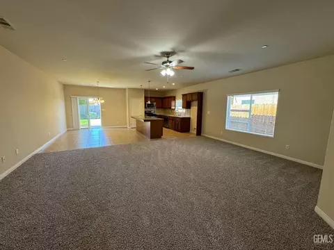 Living - 3317 Amazon Dr, Bakersfield, CA 93313 photo 2 of 2