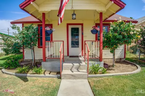 416 Decatur St, Bakersfield, CA 93308