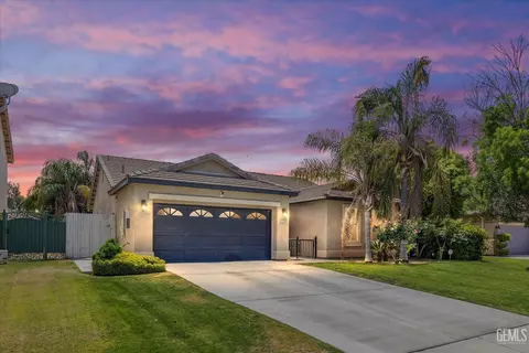 11919 Compass Ave, Bakersfield, CA 93312