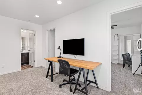 5906 Commonwealth Ave, Bakersfield, CA 93313 photo 21