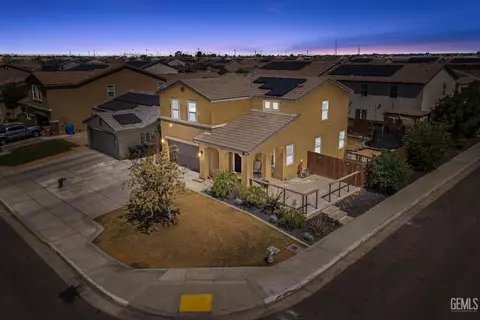 5906 Commonwealth Ave, Bakersfield, CA 93313 photo 2