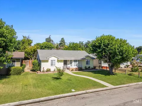 330 Olive St, Bakersfield, CA 93304