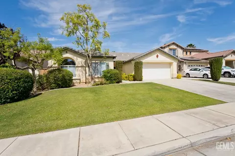 6720 Alderbrook Ln, Bakersfield, CA 93312