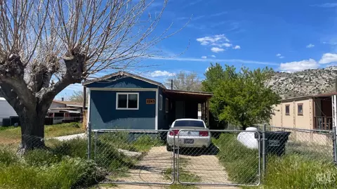 2243 Hinson St, Lake Isabella, CA 93240
