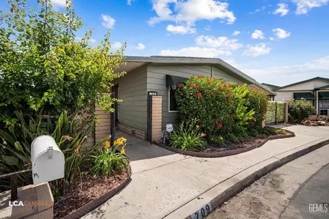 709 Underwood Ct, Bakersfield, CA 93301
