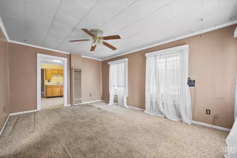 324 B St, Arvin, CA 93203 photo 6