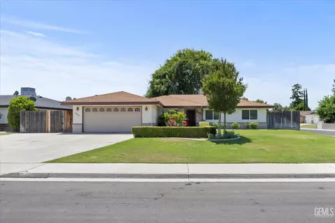 6809 Murphys Ct, Bakersfield, CA 93309 photo 4