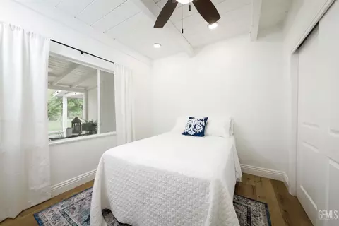 Bedroom - 2527 Pine St, Bakersfield, CA 93301 photo 6 of 6