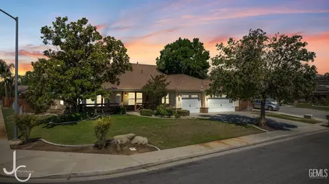 4801 Equestrian Ave, Bakersfield, CA 93312
