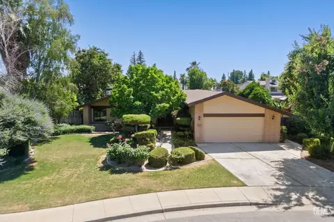 7209 Lahaina Ave, Bakersfield, CA 93309