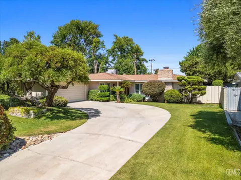 200 Haggin St, Bakersfield, CA 93309