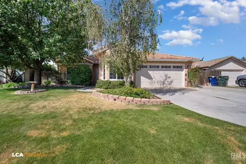 6307 San Rogue Ct, Bakersfield, CA 93312
