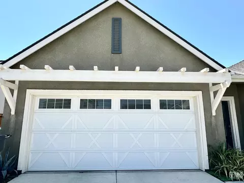 Exterior - 9009 Cloud Crest Way, Shafter, CA 93263 photo 5 of 8