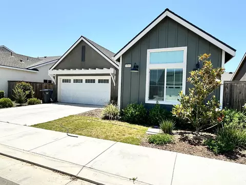 Exterior - 9009 Cloud Crest Way, Shafter, CA 93263 photo 3 of 8