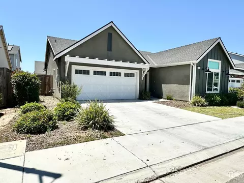 Exterior - 9009 Cloud Crest Way, Shafter, CA 93263 photo 2 of 8