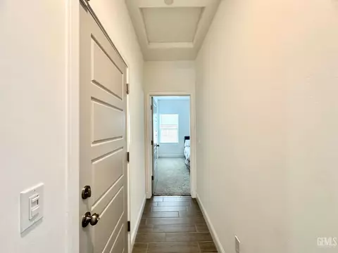 Entry Way - 9009 Cloud Crest Way, Shafter, CA 93263 photo 3 of 3