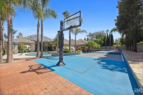 12703 Holland Park St, Bakersfield, CA 93312