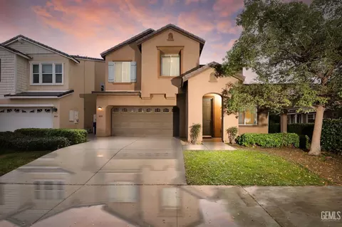 1824 Delacorte Dr, Bakersfield, CA 93311