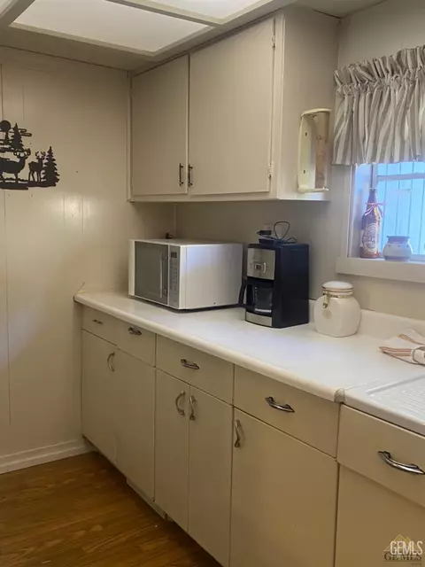 Kitchen - 44212 Old Stage Rd, Posey, CA 93260 photo 1 of 3